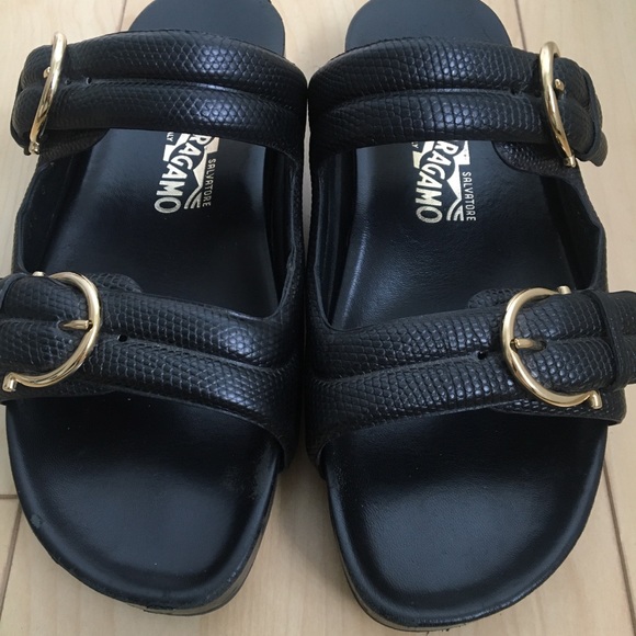 Ferragamo ‘Moro’ Lizard Embossed Leather Sandal. Size 8 - Picture 11 of 12